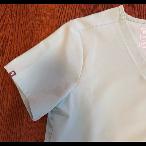 Figs Scrub Set - Picture 4 of 10